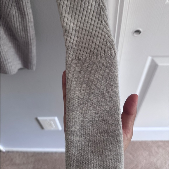 Icebreaker medium weight top - Picture 6 of 8